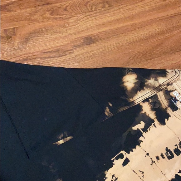 🖤**SUPER COOL-Bleached tie-dye T**🖤 - Picture 4 of 9